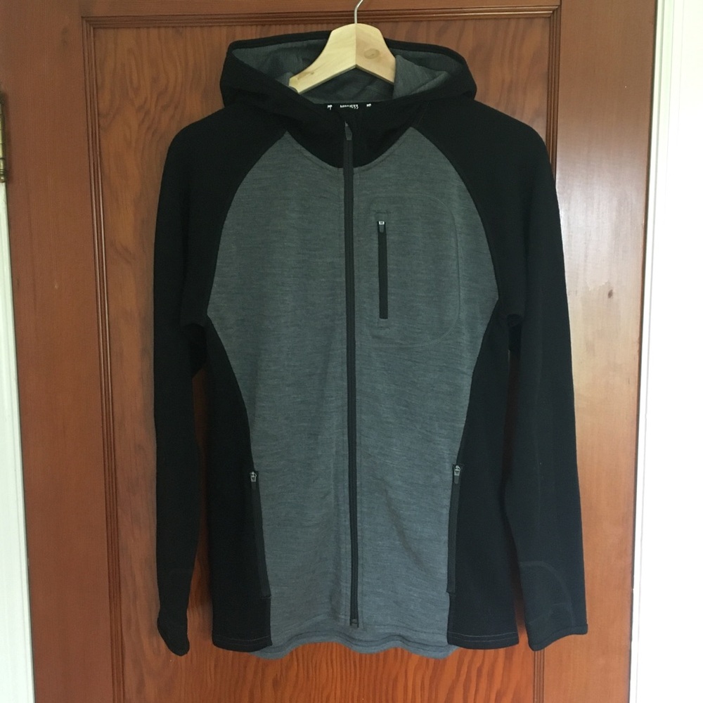 Minus33 Merino Wool Trailbreaker Zip Hoodie, size Small